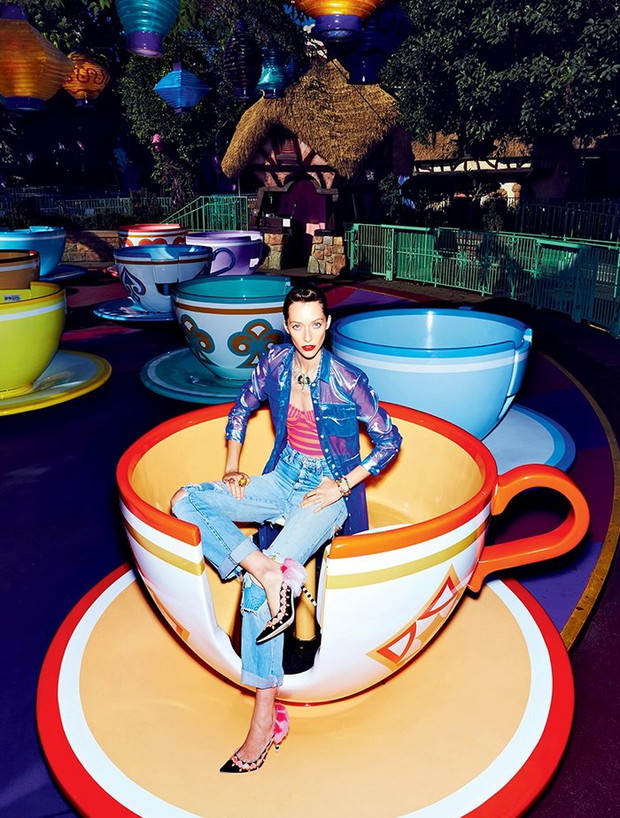 Alana Zimmer w Disneylandzie dla ELLE Canada