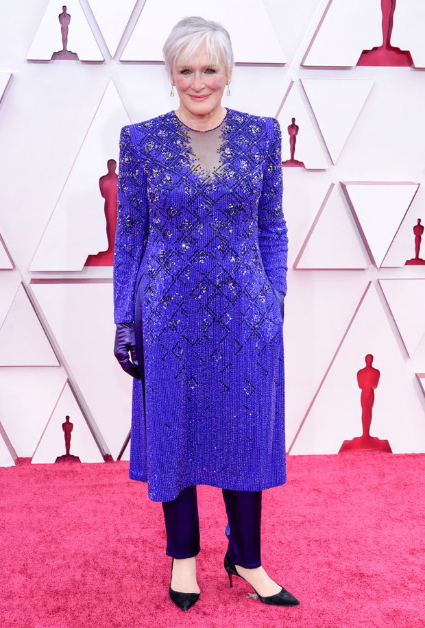 Oscary 2021: Glenn Close w stylizacji Armani Prive.