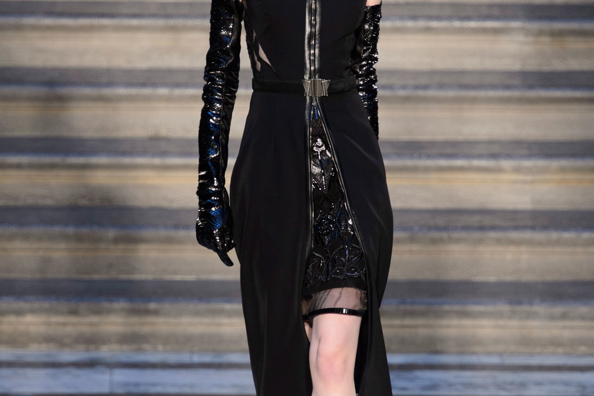Julien Macdonald jesień-zima 2015/2016