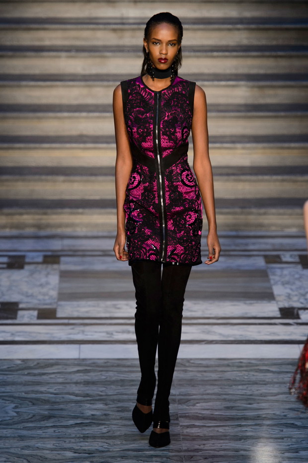 Julien Macdonald jesień-zima 2015/2016