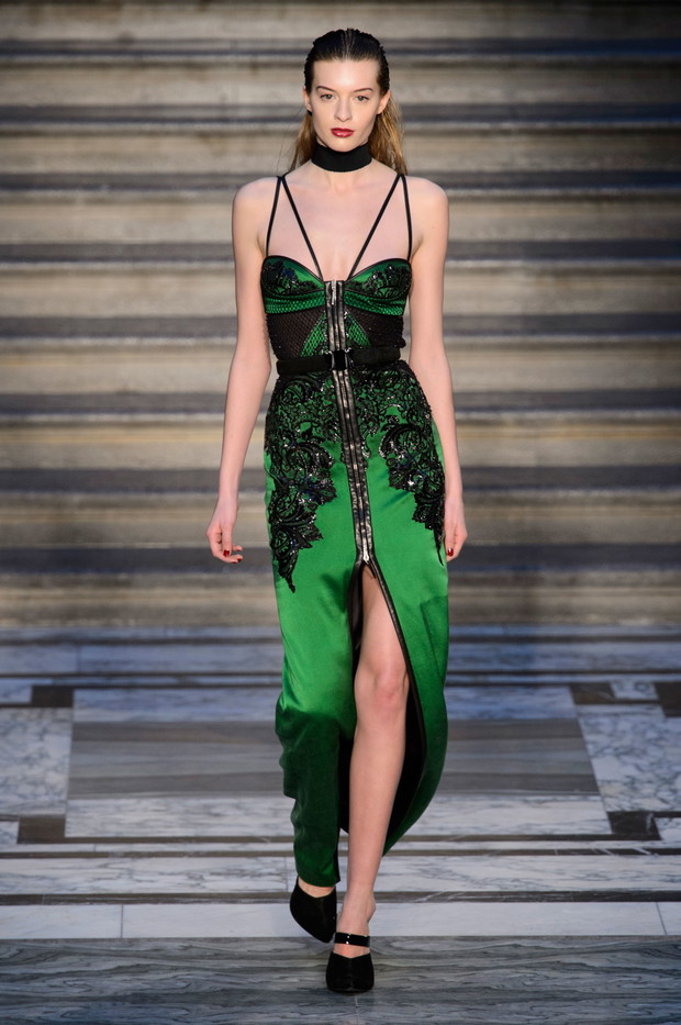 Julien Macdonald jesień-zima 2015/2016