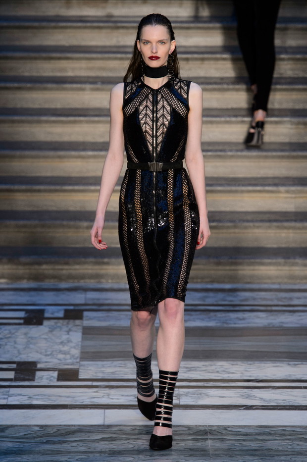 Julien Macdonald jesień-zima 2015/2016