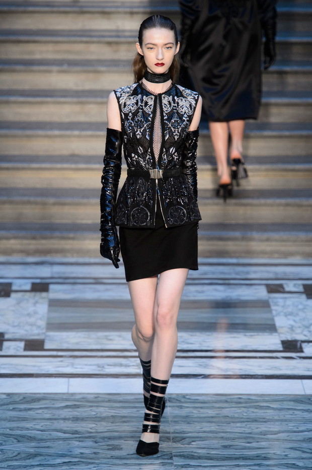 Julien Macdonald jesień-zima 2015/2016