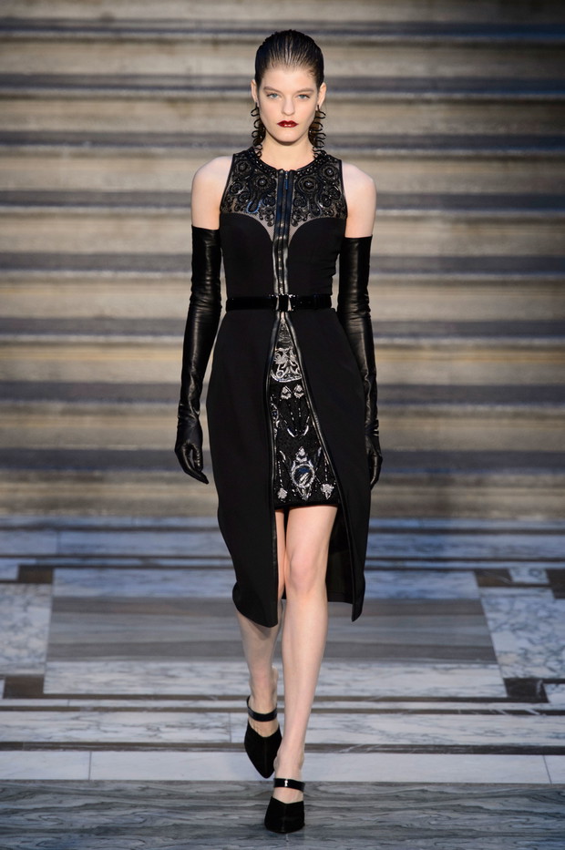 Julien Macdonald jesień-zima 2015/2016