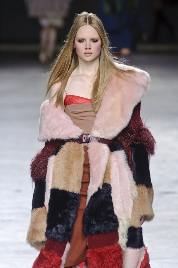 Pokaz Topshop Unique jesień-zima 2014. fot. Imaxtree