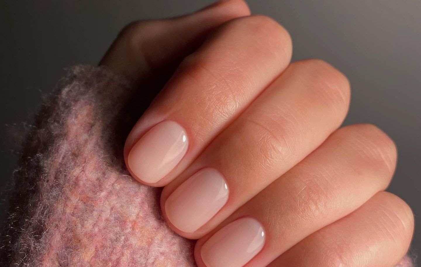 nails