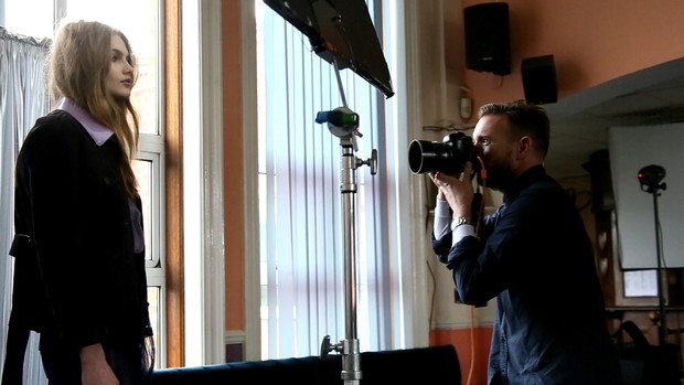Backstage okładkowej sesji z Anetą Pająk