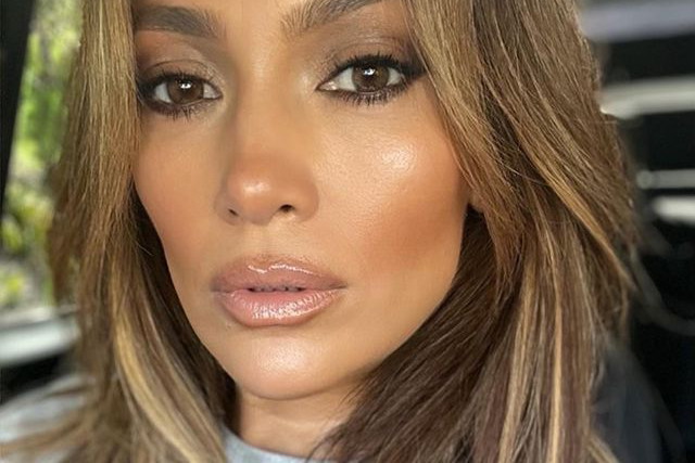 J. Lo
