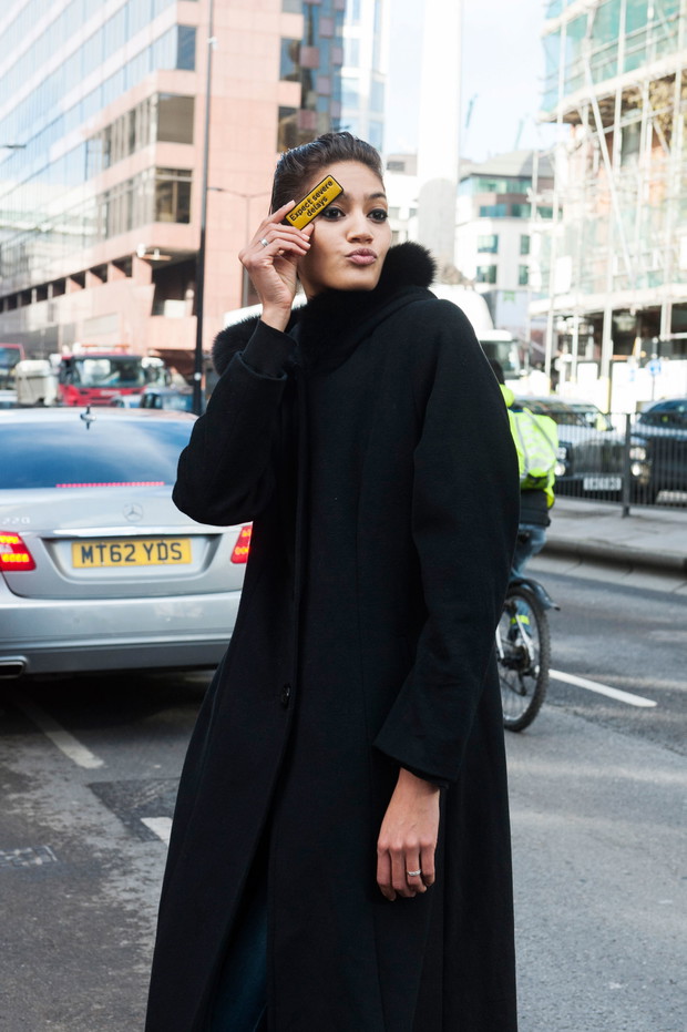 Street fashion: modelki off duty w Londynie