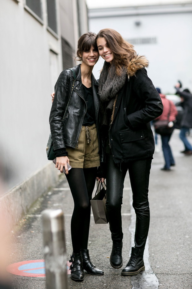 Street fashion: modelki off duty w Mediolanie