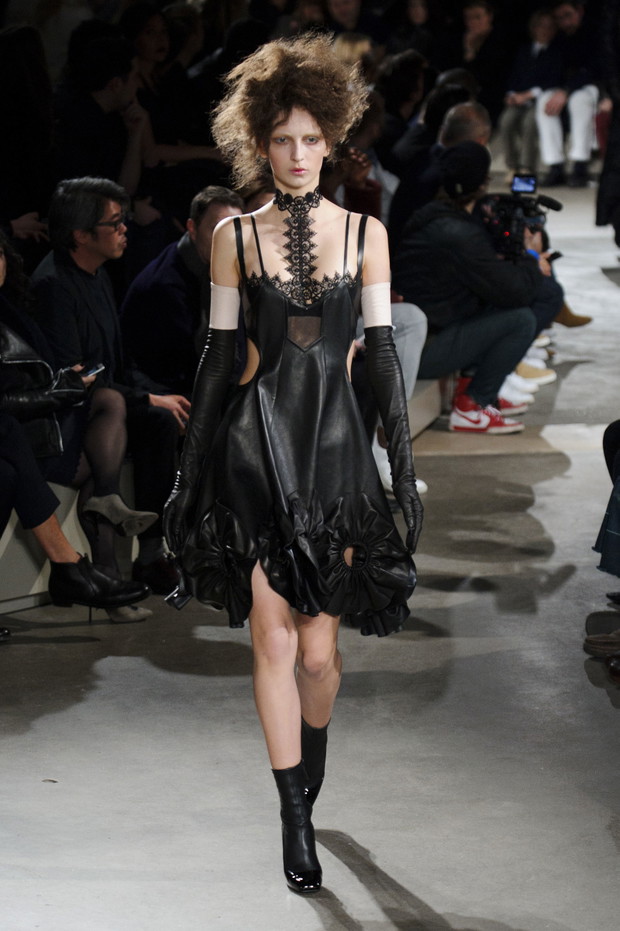 Alexander McQueen jesień-zima 2015/2016