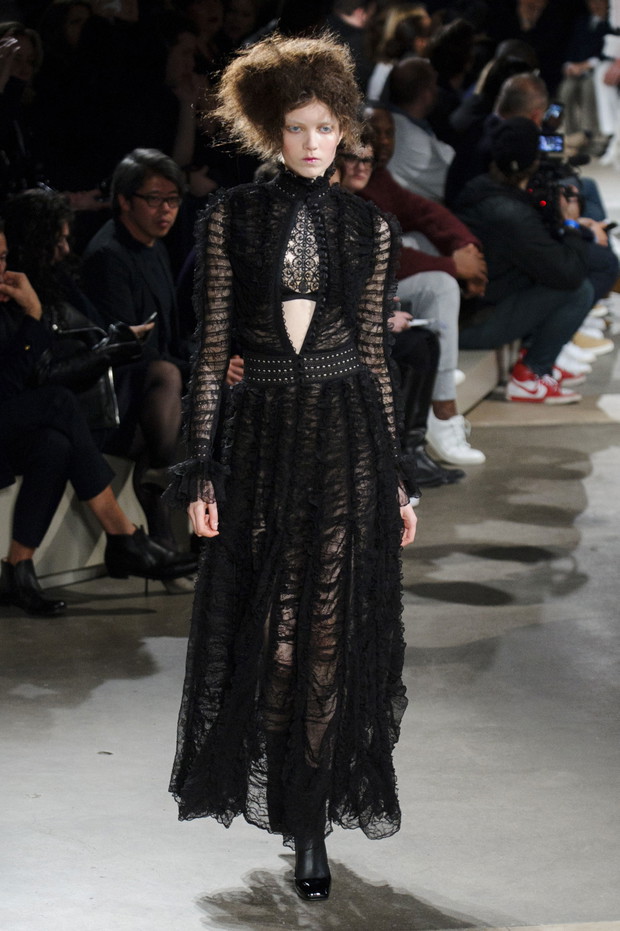 Alexander McQueen jesień-zima 2015/2016