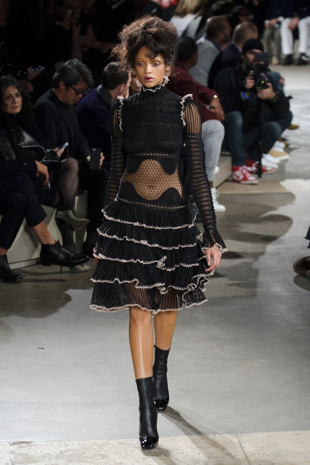 Alexander McQueen jesień-zima 2015/2016
