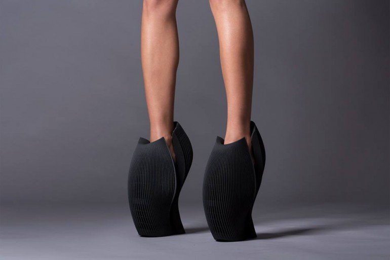 Zaha Hadid i obcasy 3D United Nude