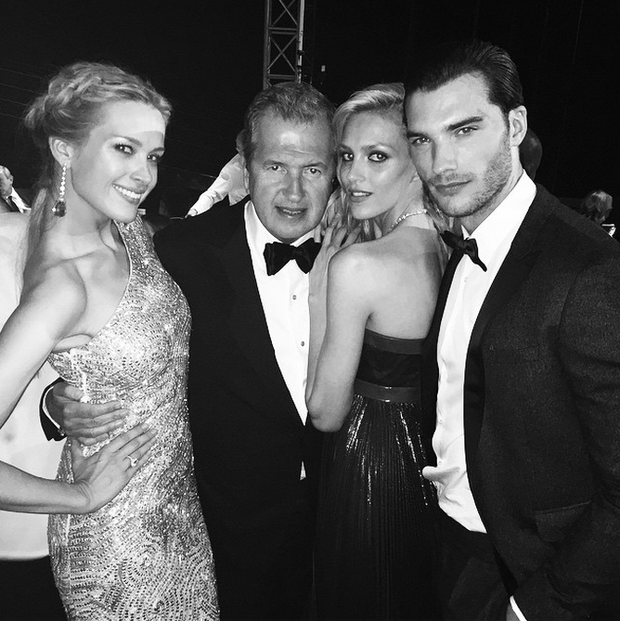 Gwiazdy i modelki na gali amfAR w Cannes 2015