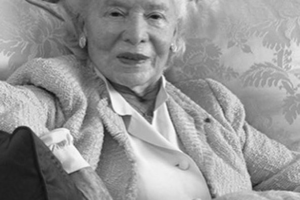 Madame Carven nie żyje