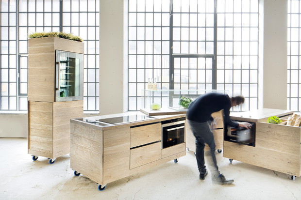 Siemens FoodLab - mobilna stacja kulinarna złożona z modułowych mebli fot. Jan Lutyk