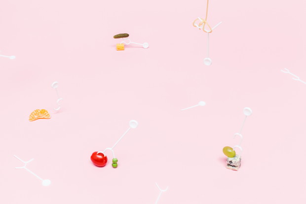 Szpadki do podawania jedzenia Random Foods fot. Ernest Wińczyk