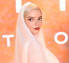 anya-taylor-joy-w-zaskakujacej-bialej-sukni-i-welonie-potwierdza-swoj-udzial-w-filmie-diuna-czesc-druga-ce99ec2