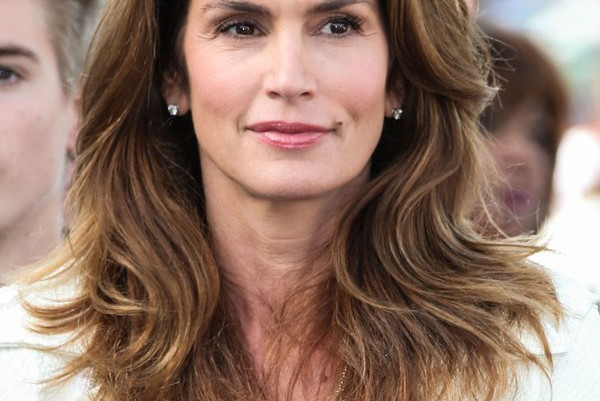 Cindy Crawford wyprodukuje serial o modelkach z lat 80.