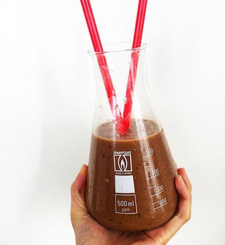 Smoothie dnia: czekoladowy koktajl z awokado