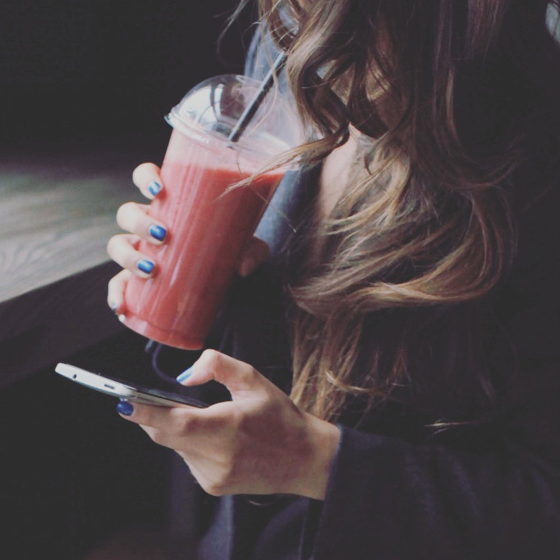 Smoothie dnia: czarny bez i maliny