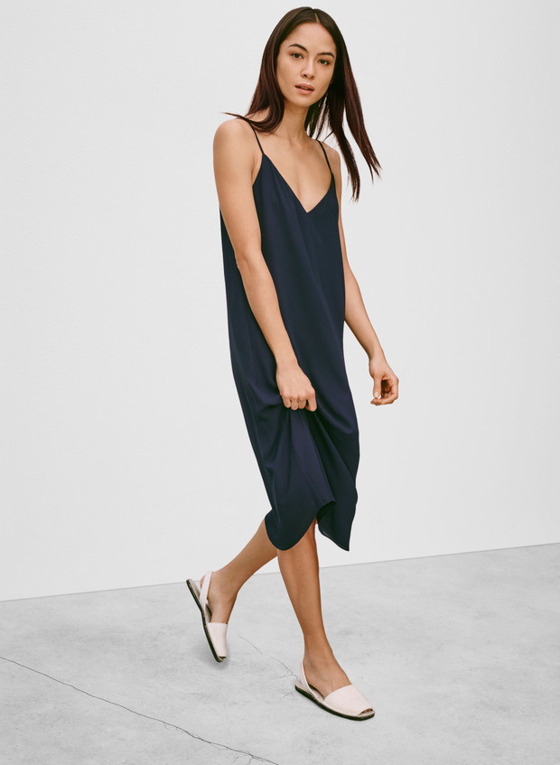 Bieliźniane sukienki na ramiączka - czas na slip dress!