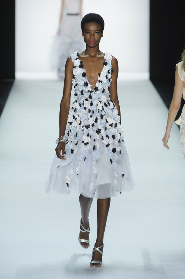 Badgley Mischka wiosna-lato 2016