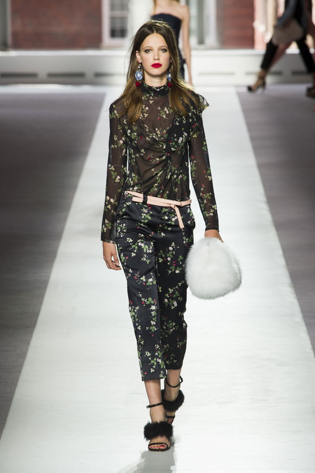 Topshop Unique wiosna-lato 2016