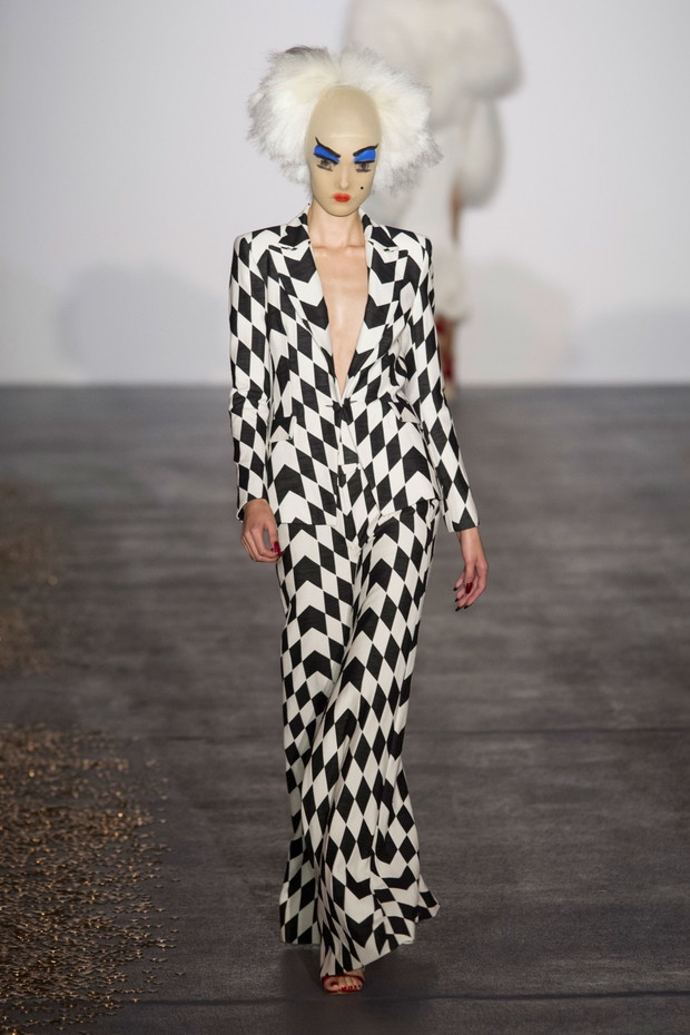 Gareth Pugh wiosna-lato 2016
