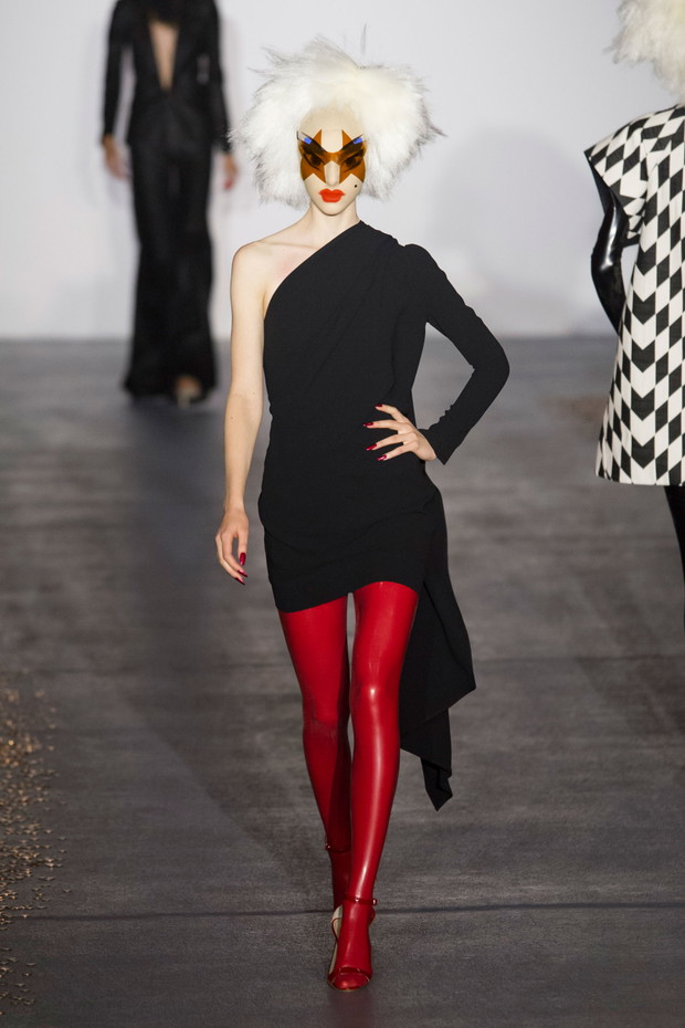Gareth Pugh wiosna-lato 2016