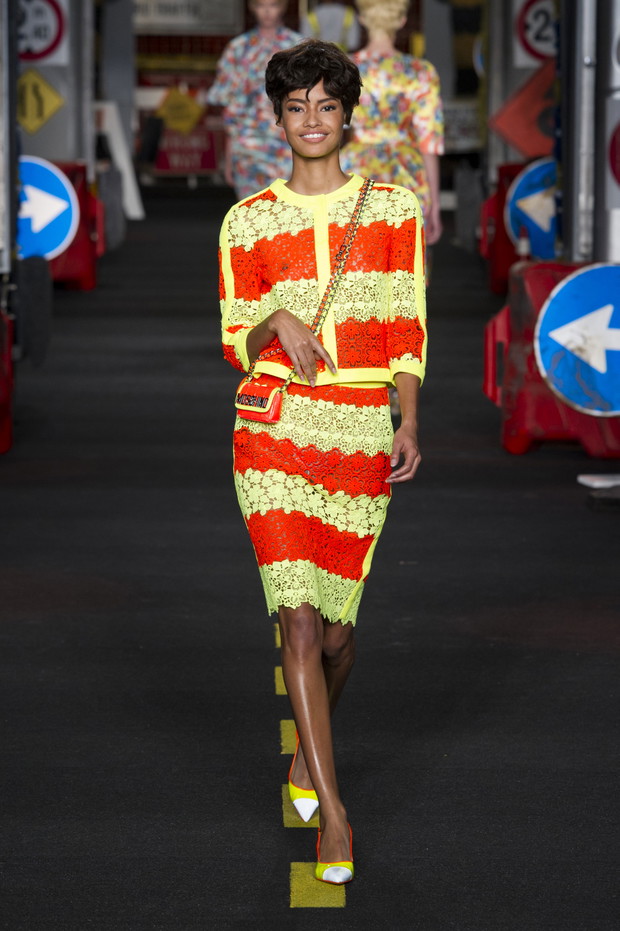 Moschino wiosna-lato 2016