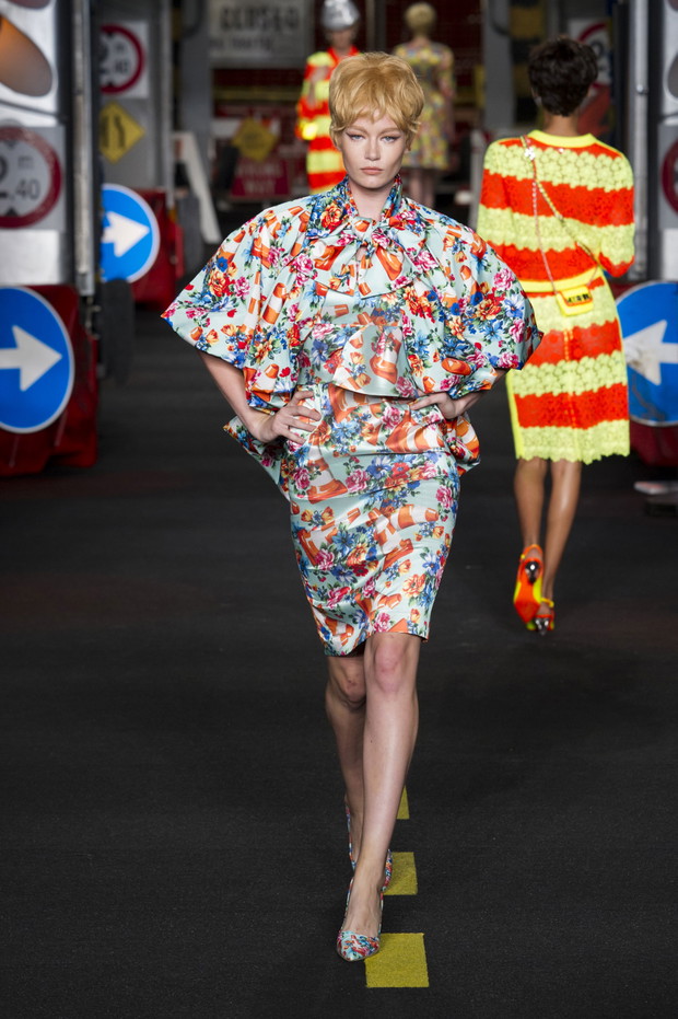 Moschino wiosna-lato 2016
