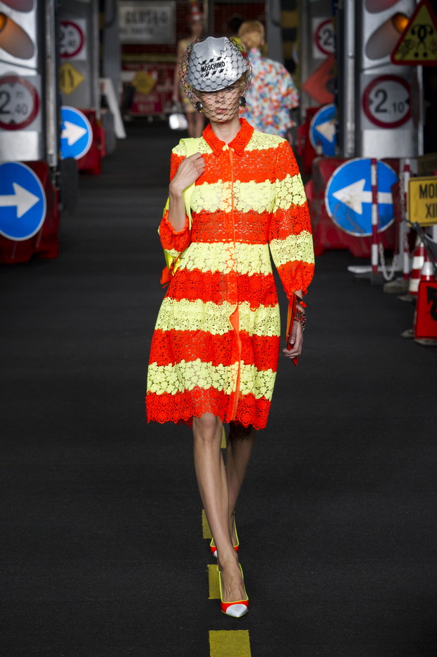 Moschino wiosna-lato 2016