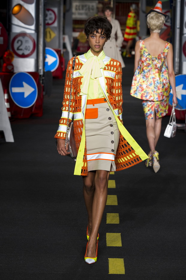 Moschino wiosna-lato 2016