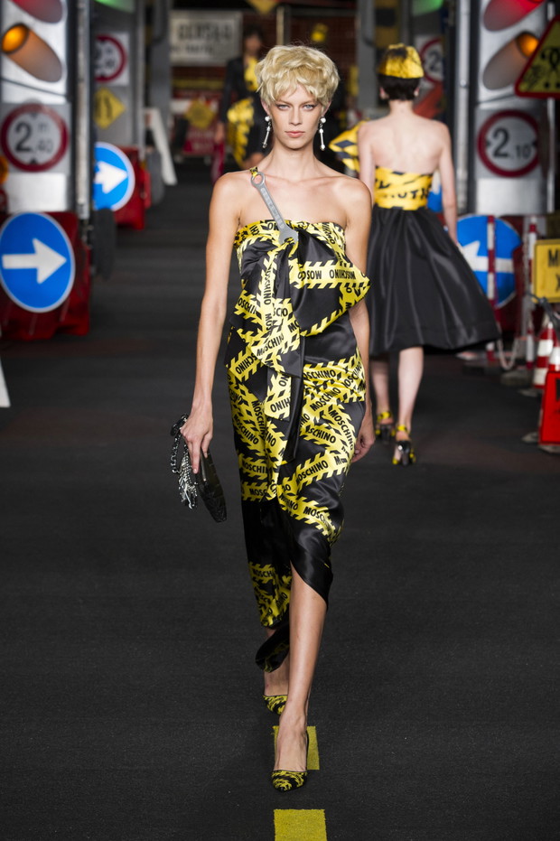Moschino wiosna-lato 2016