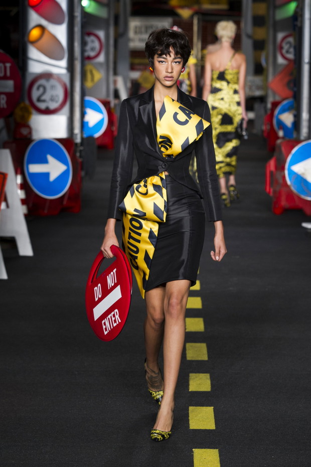 Moschino wiosna-lato 2016