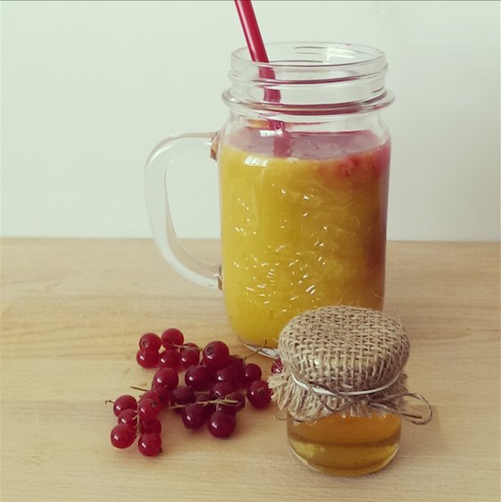 Smoothie dnia: pomarańcze na miodzie