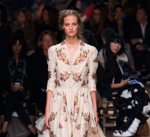 Alexander McQueen wiosna-lato 2016