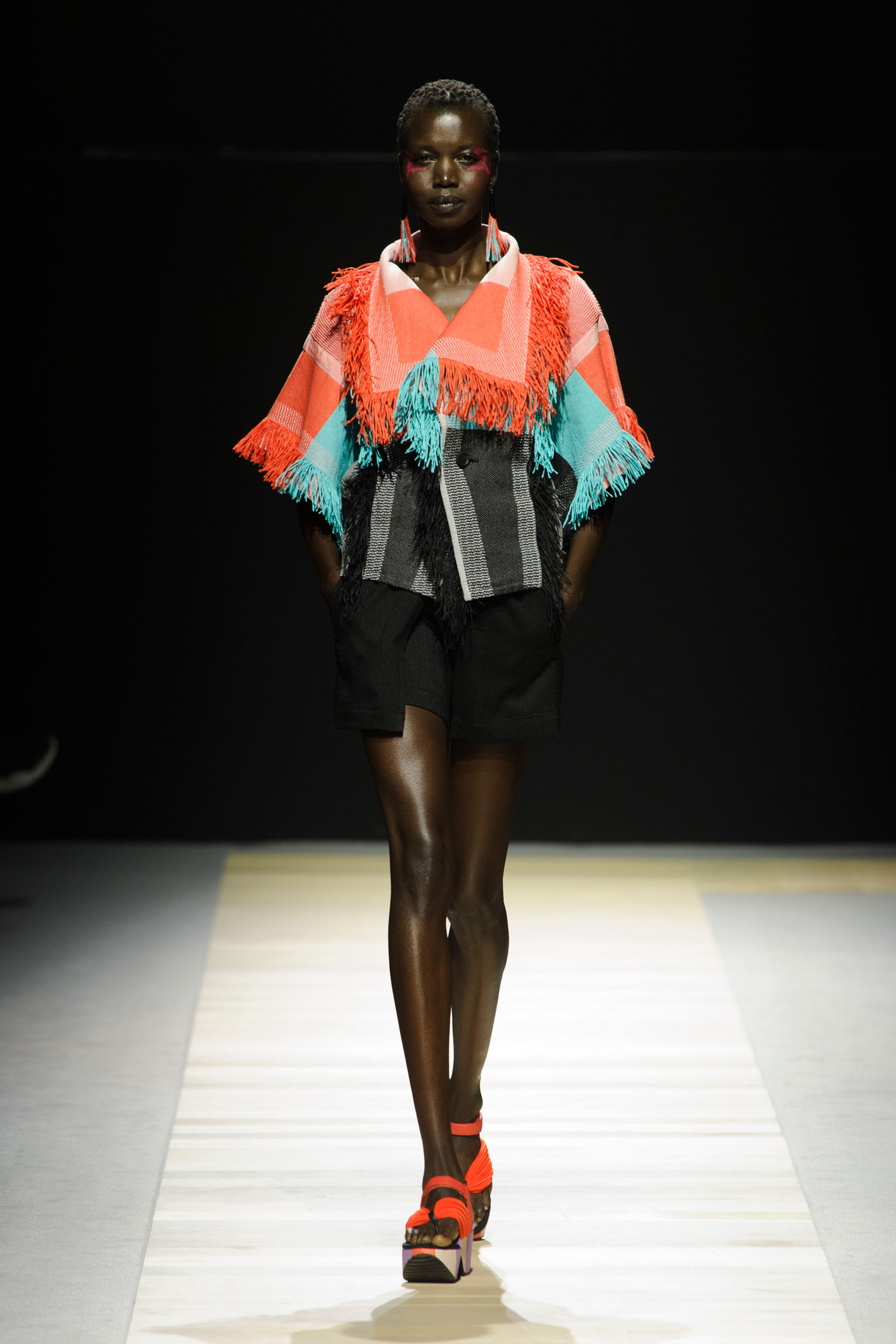 Issey Miyake wiosna-lato 2016