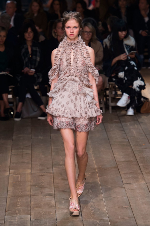 Alexander McQueen wiosna-lato 2016