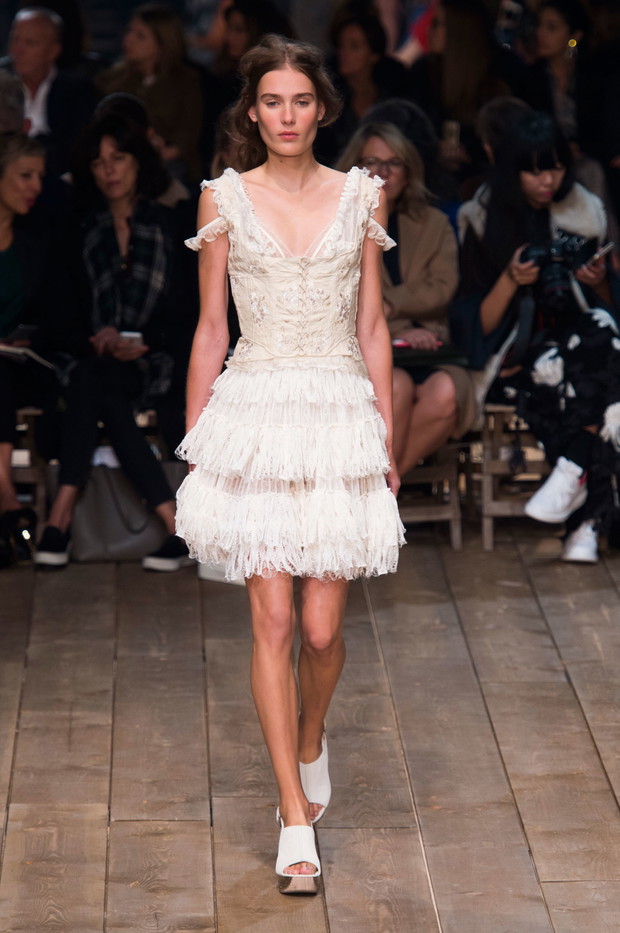 Alexander McQueen wiosna-lato 2016
