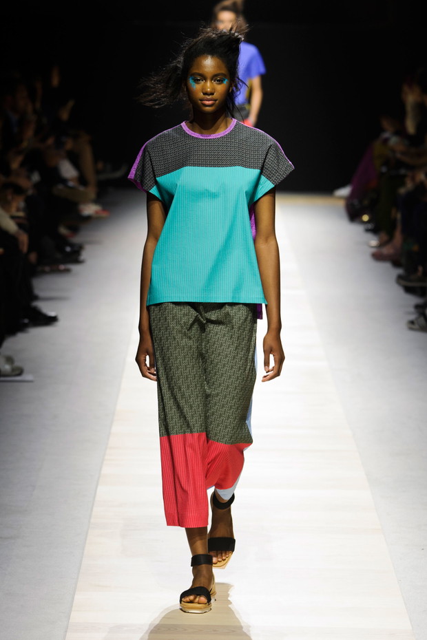 Issey Miyake wiosna-lato 2016