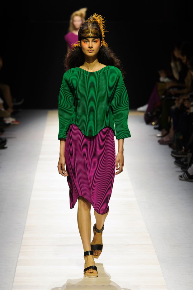Issey Miyake wiosna-lato 2016