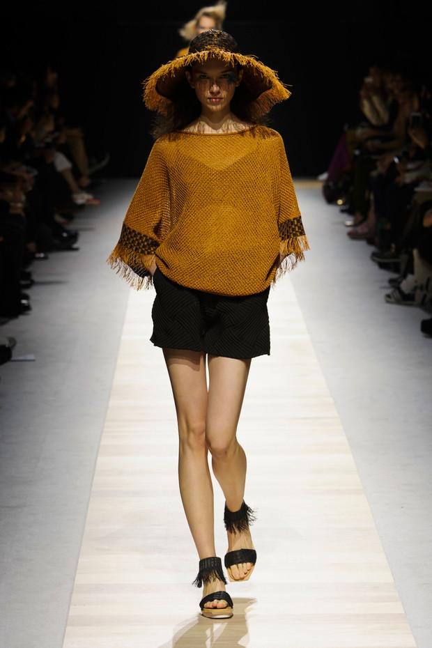 Issey Miyake wiosna-lato 2016