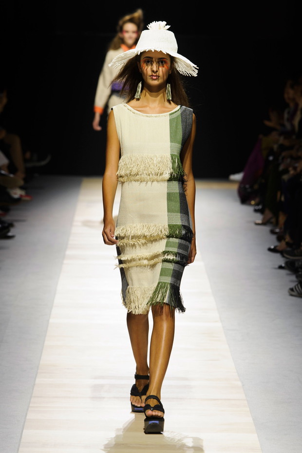 Issey Miyake wiosna-lato 2016