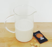 Smoothie dnia: mleko rumiankowe