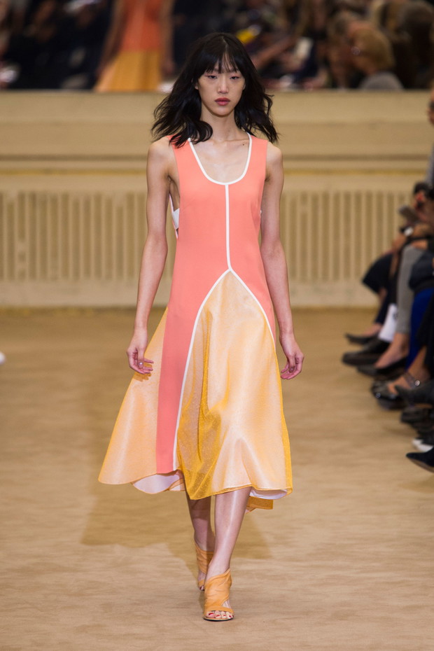 Roland Mouret wiosna-lato 2016