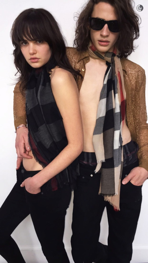 Pierwsza kampania stworzona za pomocą aplikacji Snapchat: Burberry