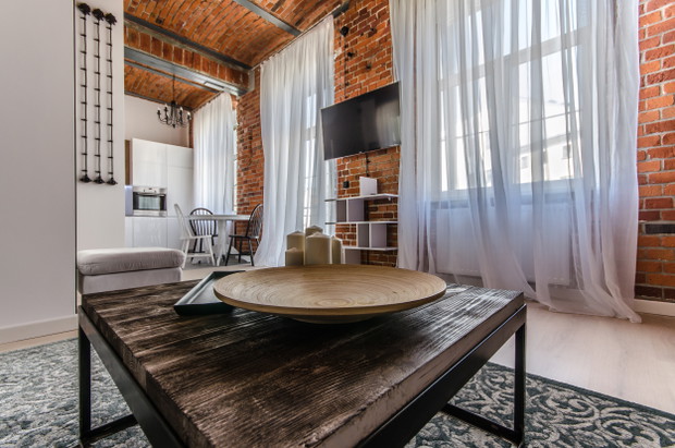 Loft - klimat fabryki we wnętrzu.